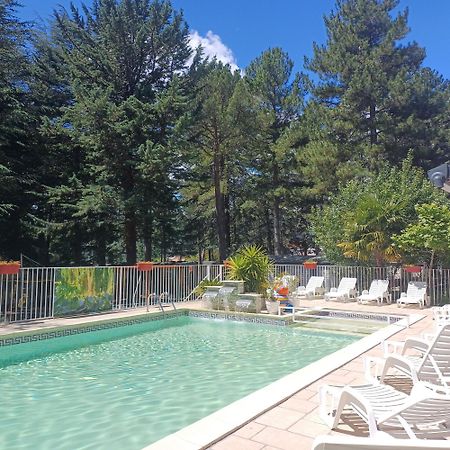 Camping La Source Sournia Bagian luar foto